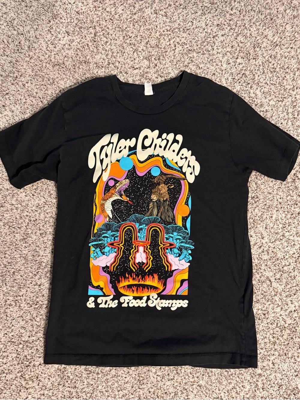 Women's Black Graphic Tee - M (Tyler Childers)
